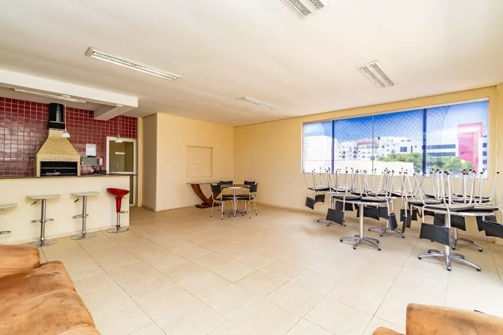 95 m² apartment with 2 bedrooms and 2 bathrooms — photo 36