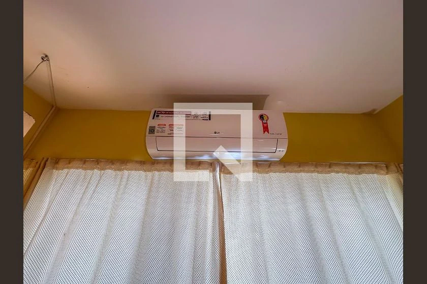 1-bedroom apartment with 2 bathrooms and a balcony — photo 24