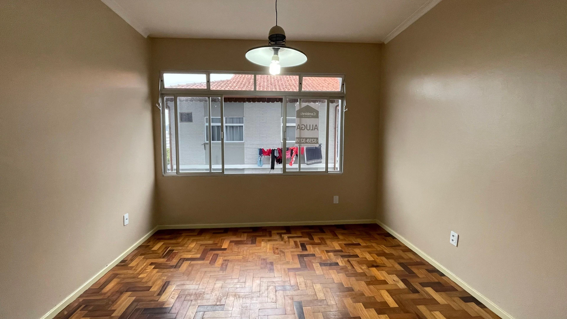 Apartment, 70 m², with wood or laminate floors — photo 7