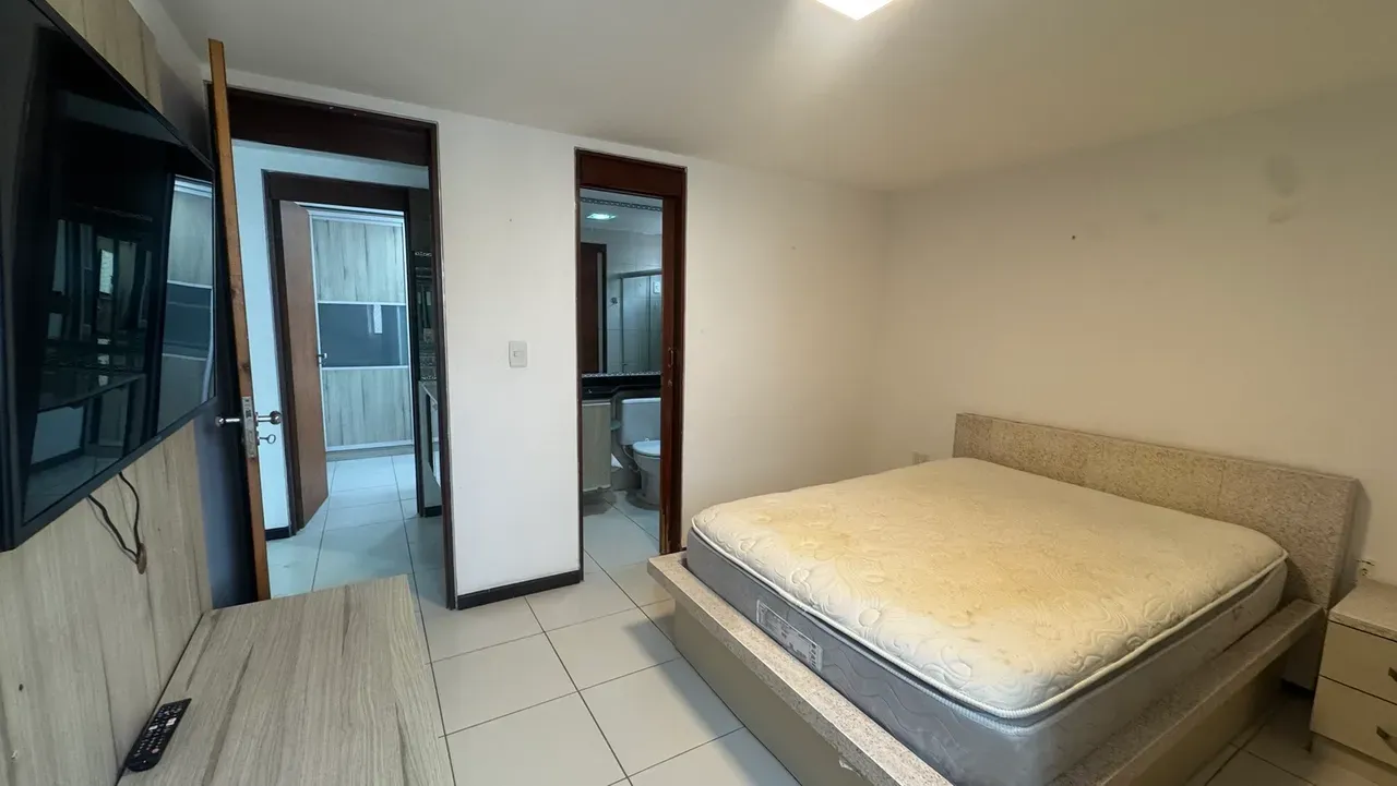2-bedroom apartment in a building with an indoor pool — photo 10