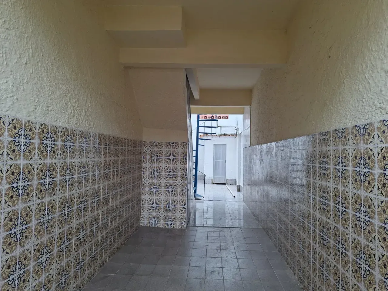 2-bedroom apartment with 1 parking space and 2 bathrooms — photo 9
