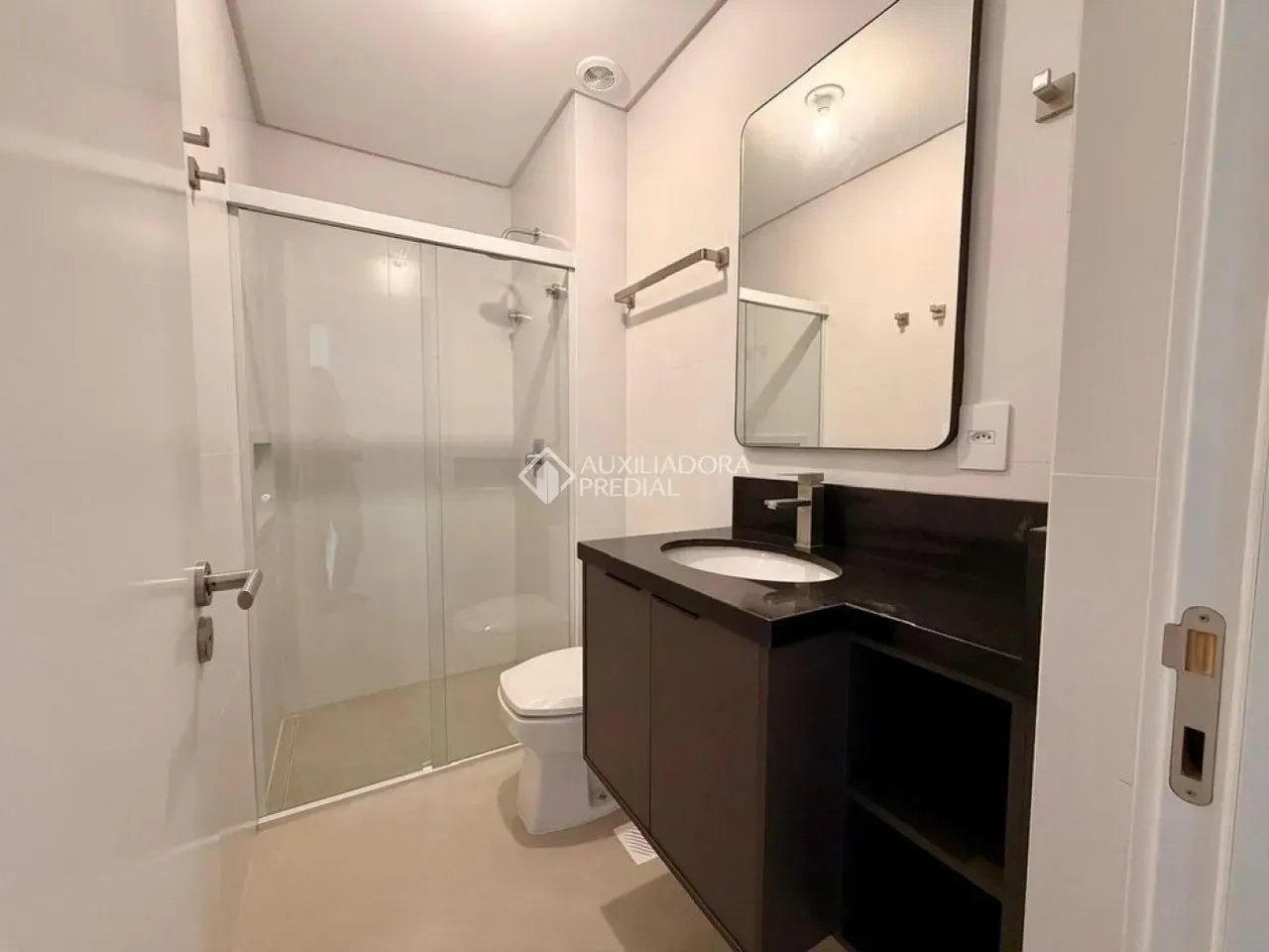 Apartamento amueblado con 2 dormitorios y 2 baños — photo 14