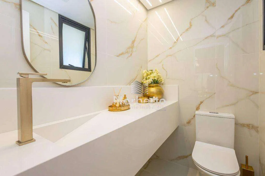 3-bedroom house with a bathtub in Curitiba — photo 9