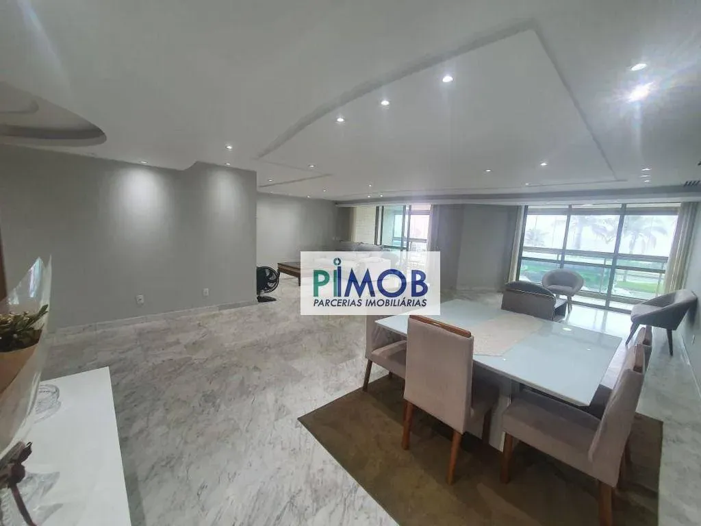 4-bedroom 260 m² apartment with 2 en-suite bathrooms — photo 36