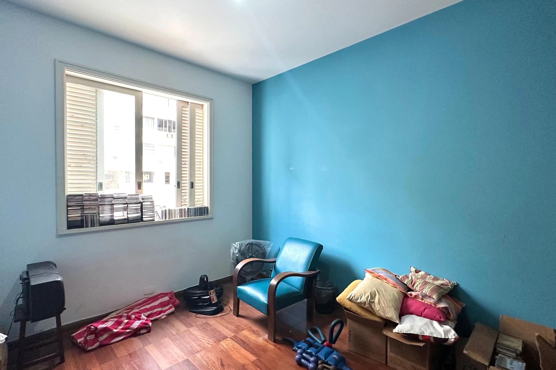 200 m² apartment with a washing machine and a home office — photo 34