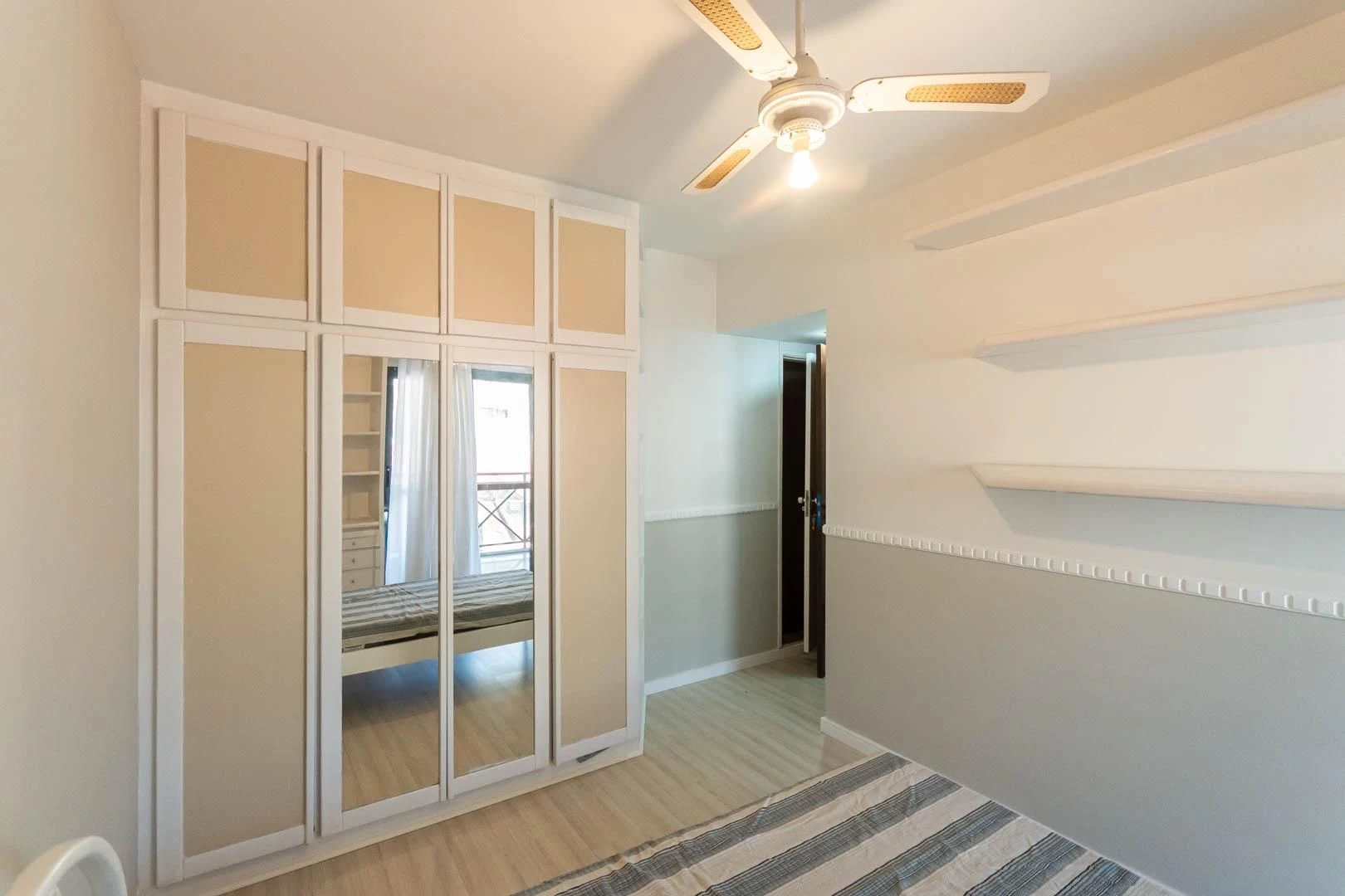 Apartamento mobiliado com 4 quartos e 2 vagas — photo 33
