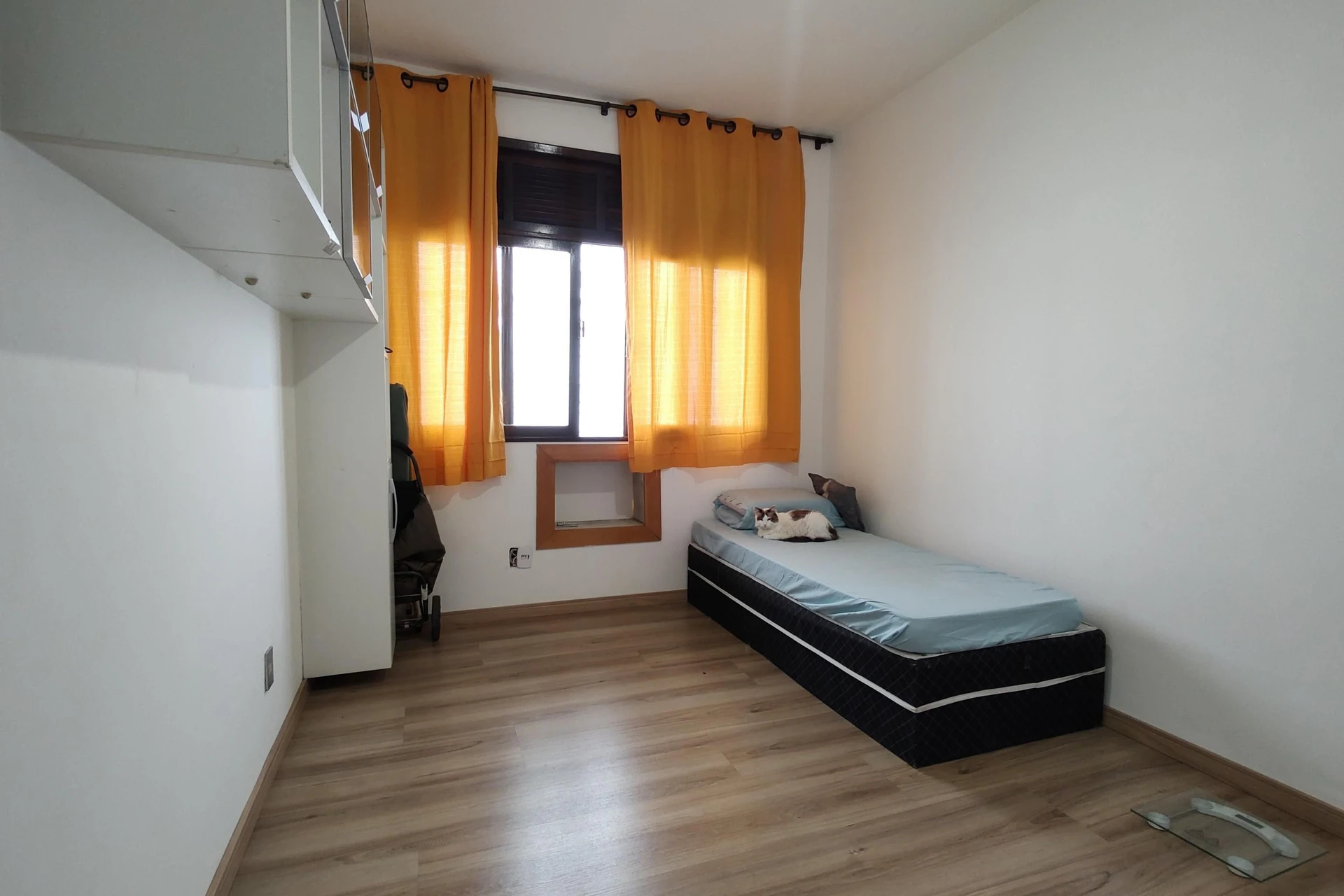 Jacuzzi y 3 dormitorios: casa de 742 m² — photo 5