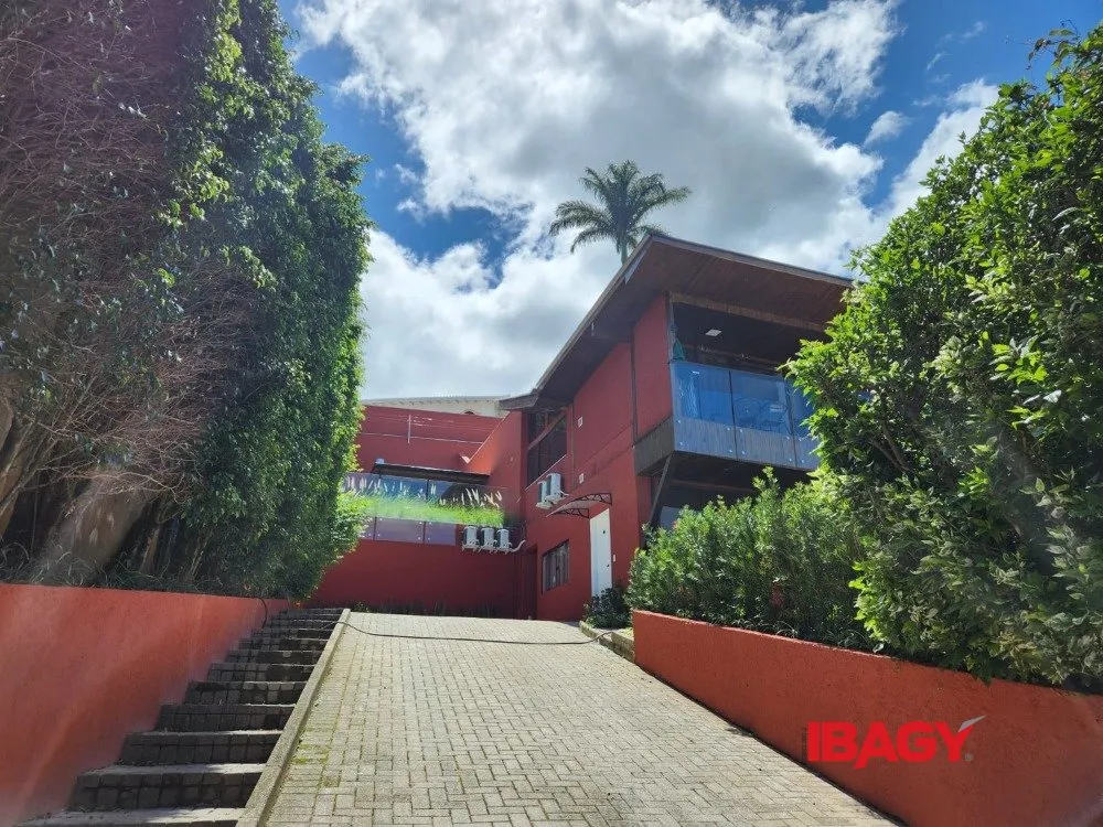 No-parking apartment with 1 bedroom and private BBQ