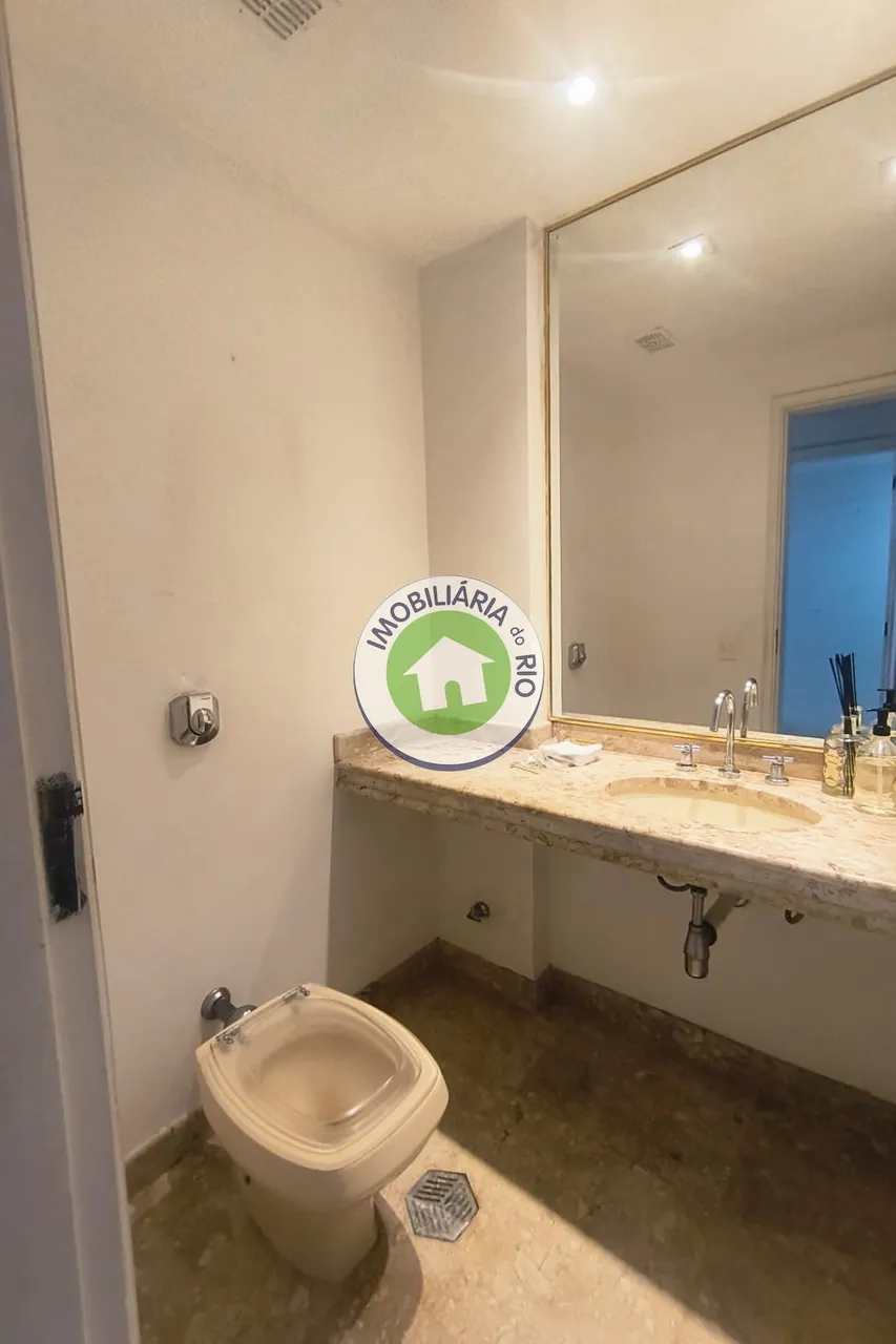 4-bedroom apartment with 4 bathrooms and 2 parking spots — photo 8