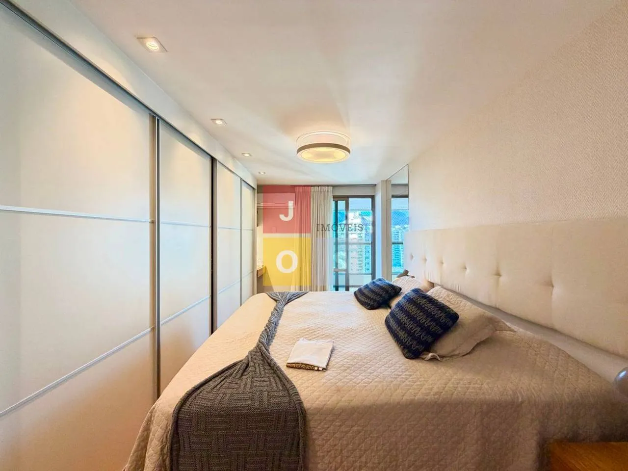 Apartamento mobiliado com 240 m² e 4 suítes — photo 9