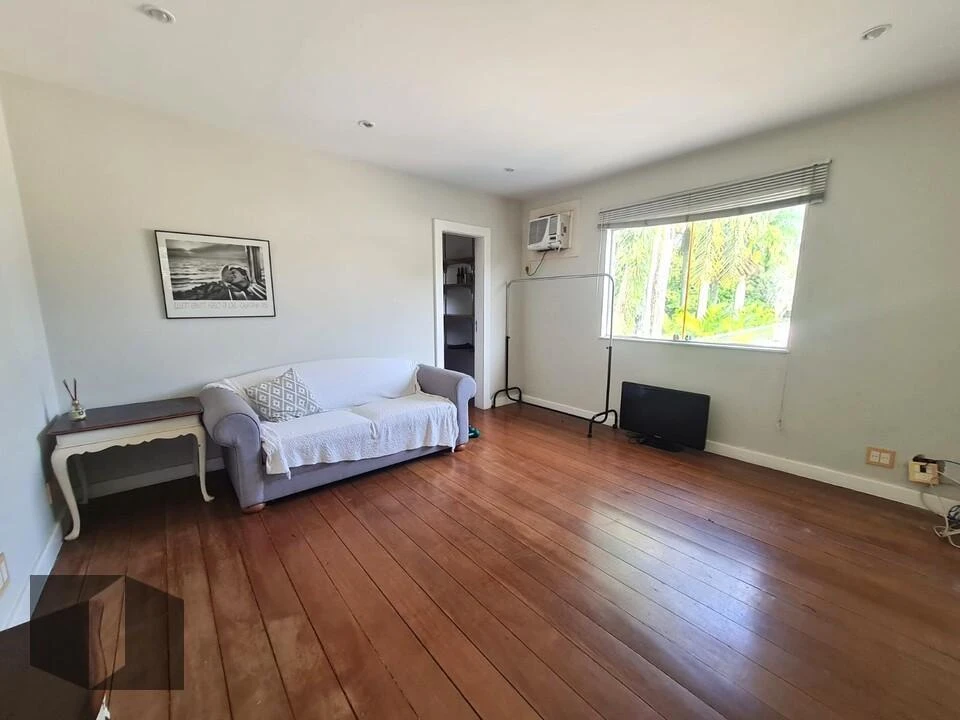 Furnished house with 690 m², 6 bedrooms and 11 baths — photo 7