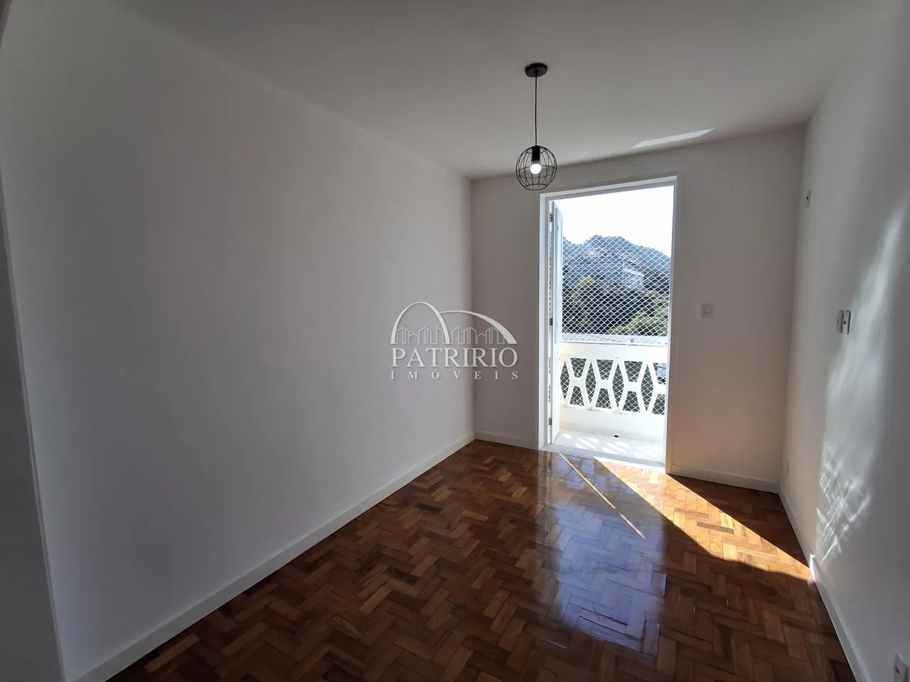 80 m² rental apartment with 3 bedrooms and 1 bathroom — photo 3