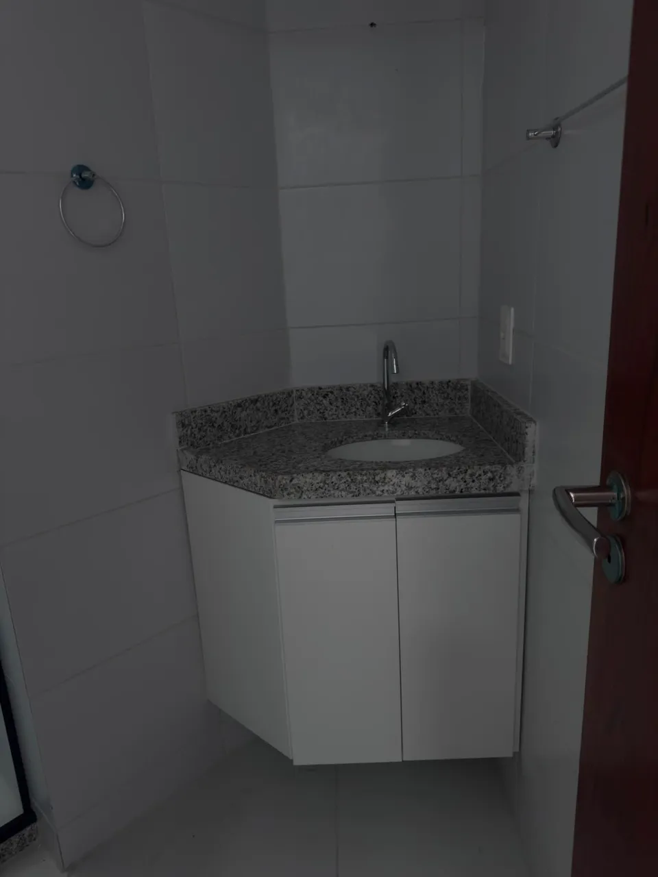 Квартира з 2 спальнями, 2 ванними та 2 місцями паркування