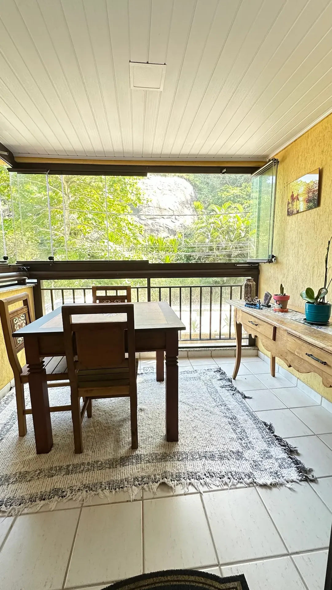 Furnished apartment with 2 bedrooms and 3 bathrooms — photo 22