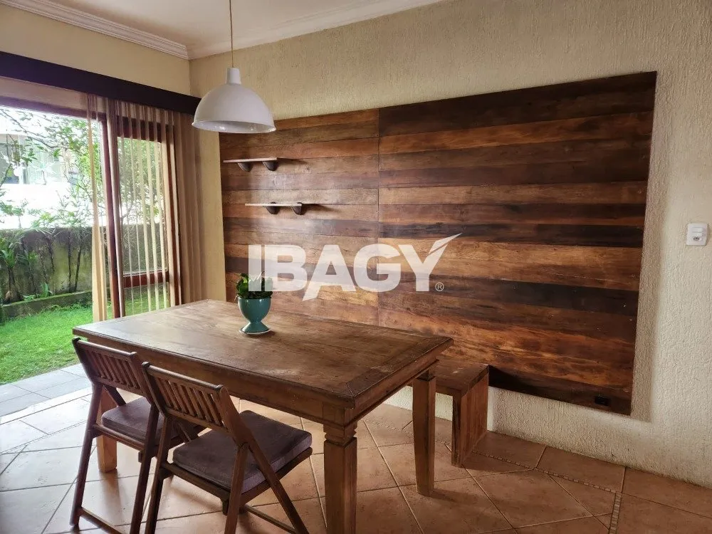 6-bedroom house with 600 m²; 3 suites and 5 bathrooms — photo 53