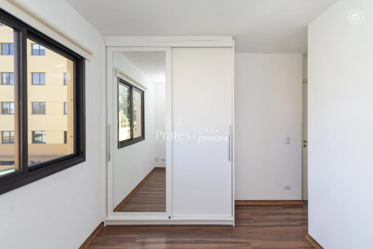 Unfurnished apartment with 3 bedrooms and open kitchen — photo 9