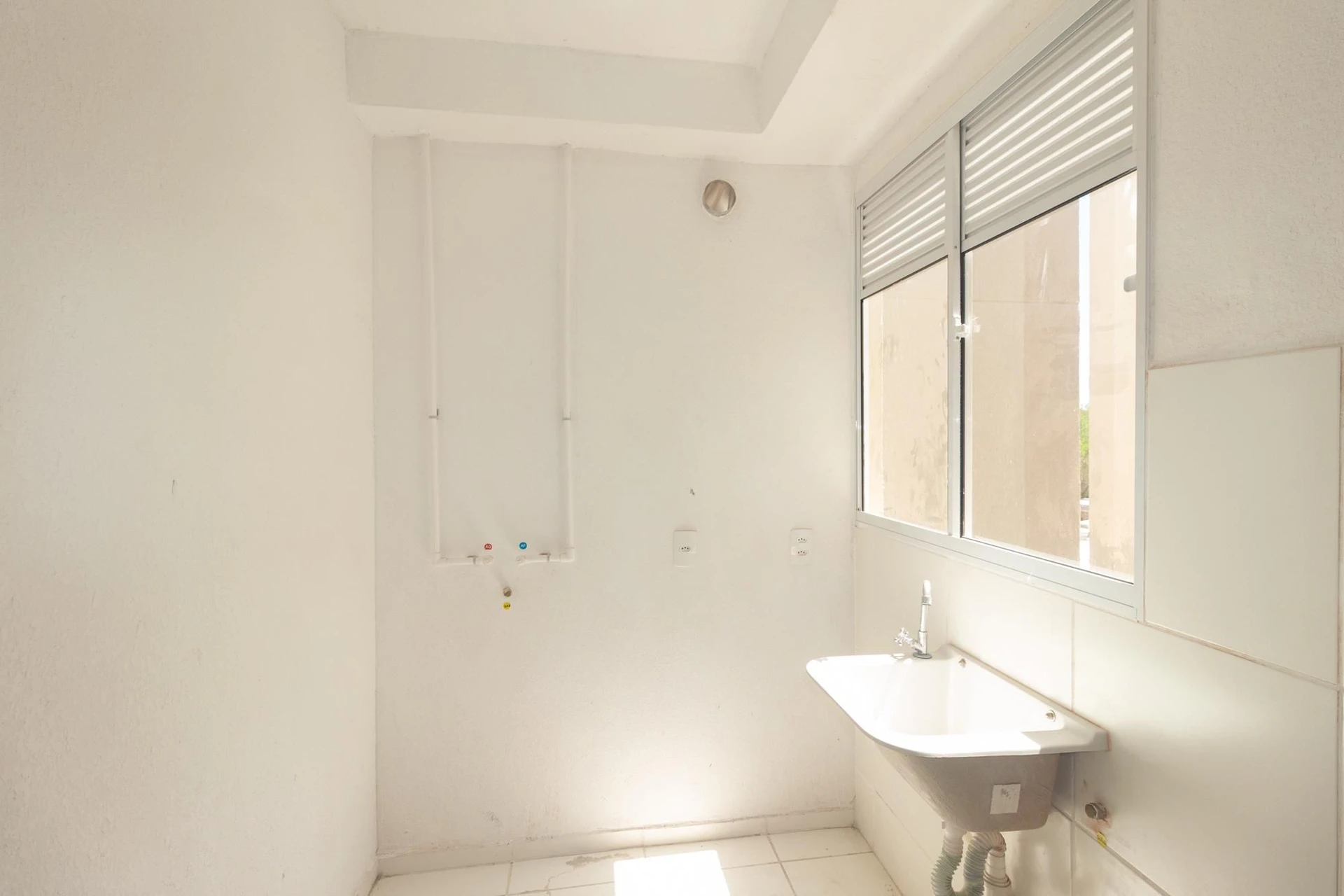 Apartamento para aluguel com 2 quartos e 1 banheiro — photo 32