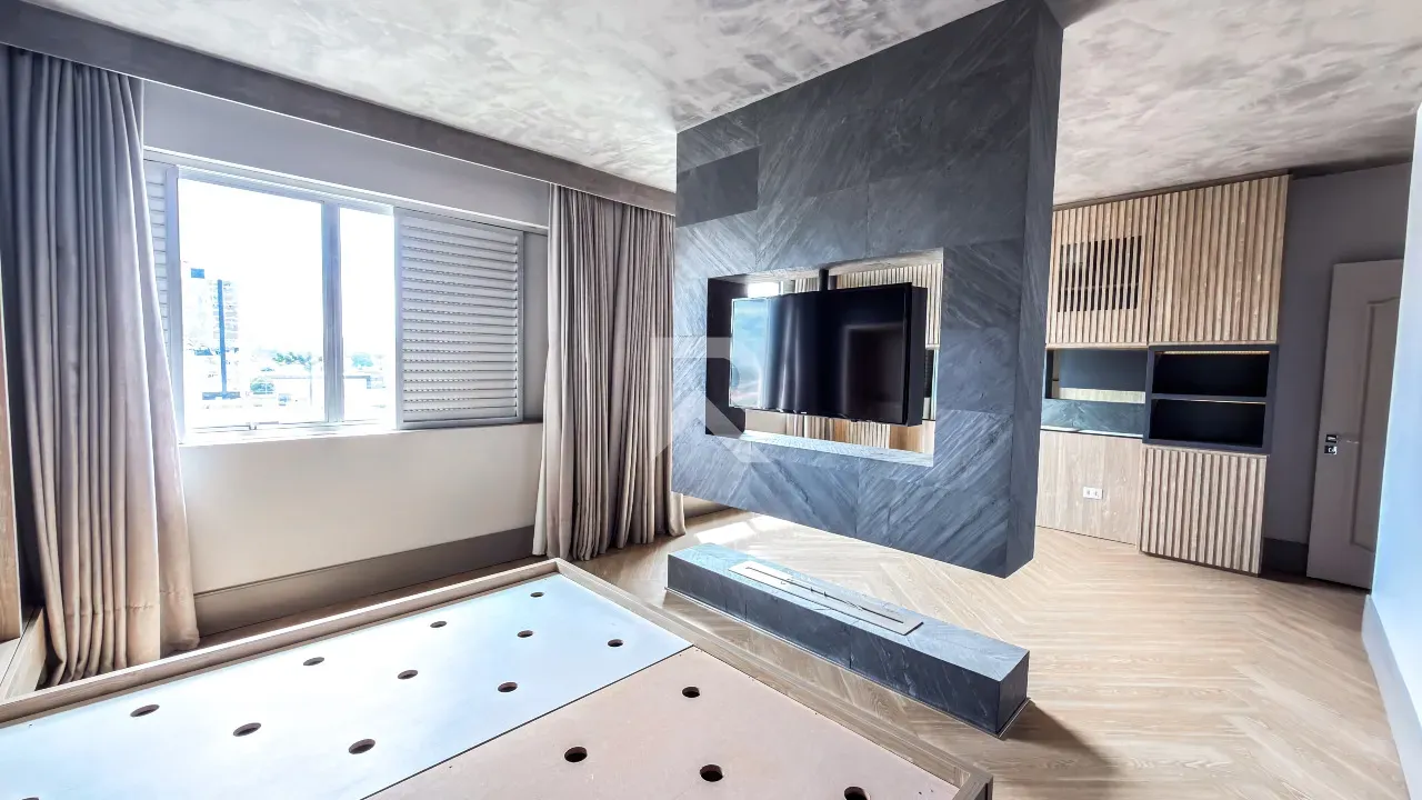 331 m² apartment with 2 parking spaces and 2 en-suites — photo 21
