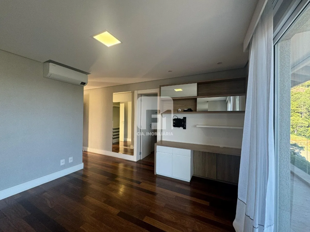 Furnished house with 7 bedrooms and a real desk — photo 12