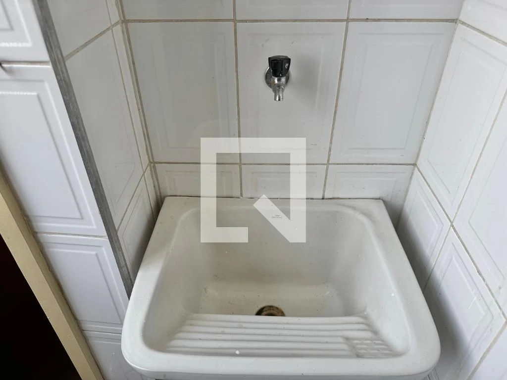 Apartment, 92 m², with a glass-enclosed balcony — photo 31