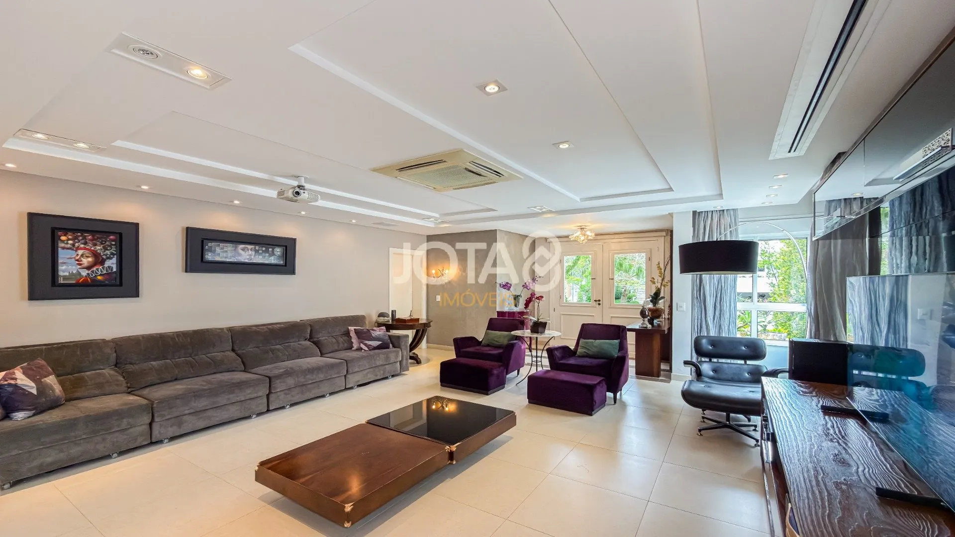 House with 3 en-suite bedrooms and private BBQ — photo 4