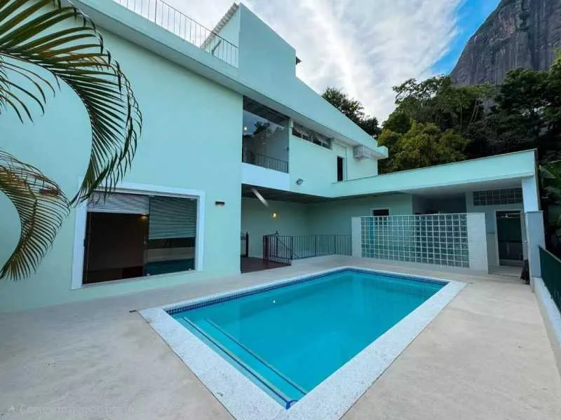 Casa triplex com 3 quartos e 5 banheiros — photo 12