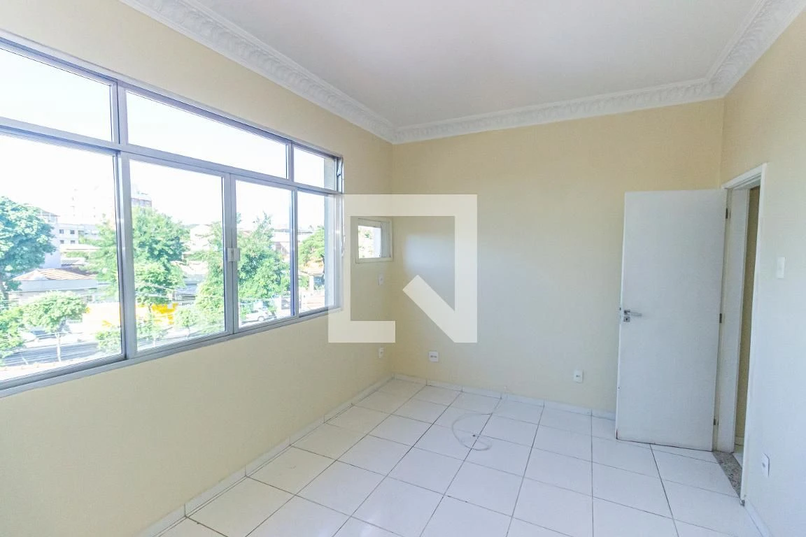 Unfurnished apartment with 3 bedrooms, 1 parking space — photo 18