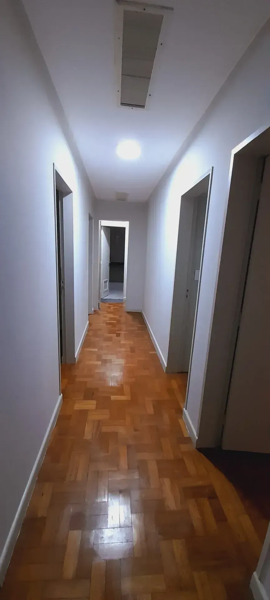 Unfurnished apartment with 4 bedrooms and 2 parking — photo 16