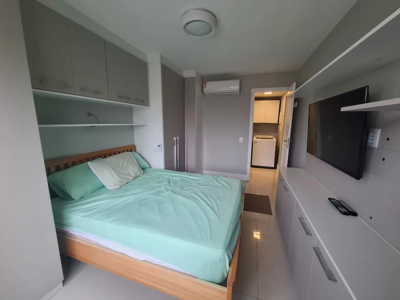 Furnished 35 m² apartment with balcony and 1 bedroom — photo 27