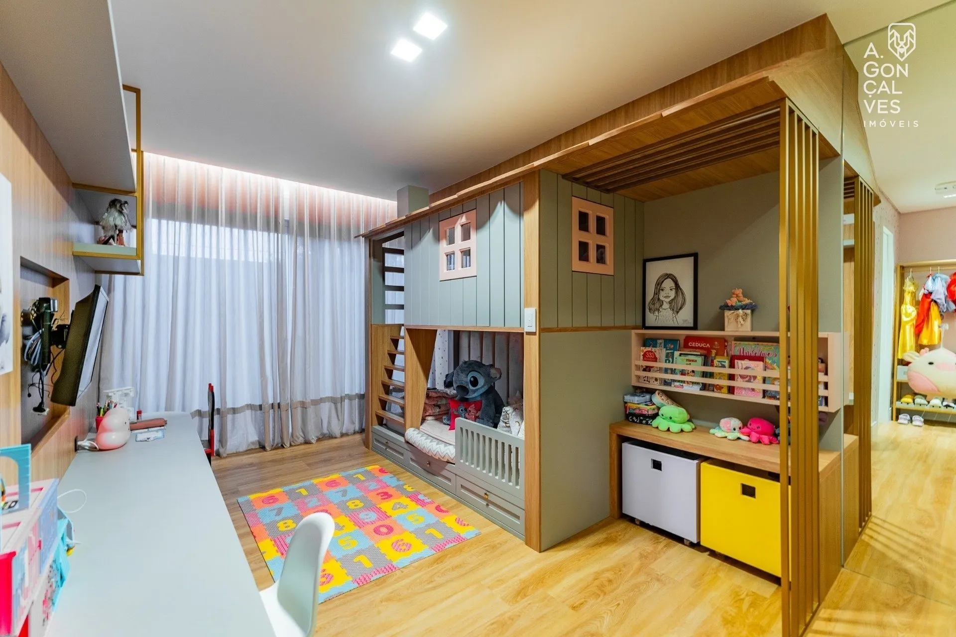 Casa em condomínio mobiliada com 4 suítes e 5 vagas — photo 25