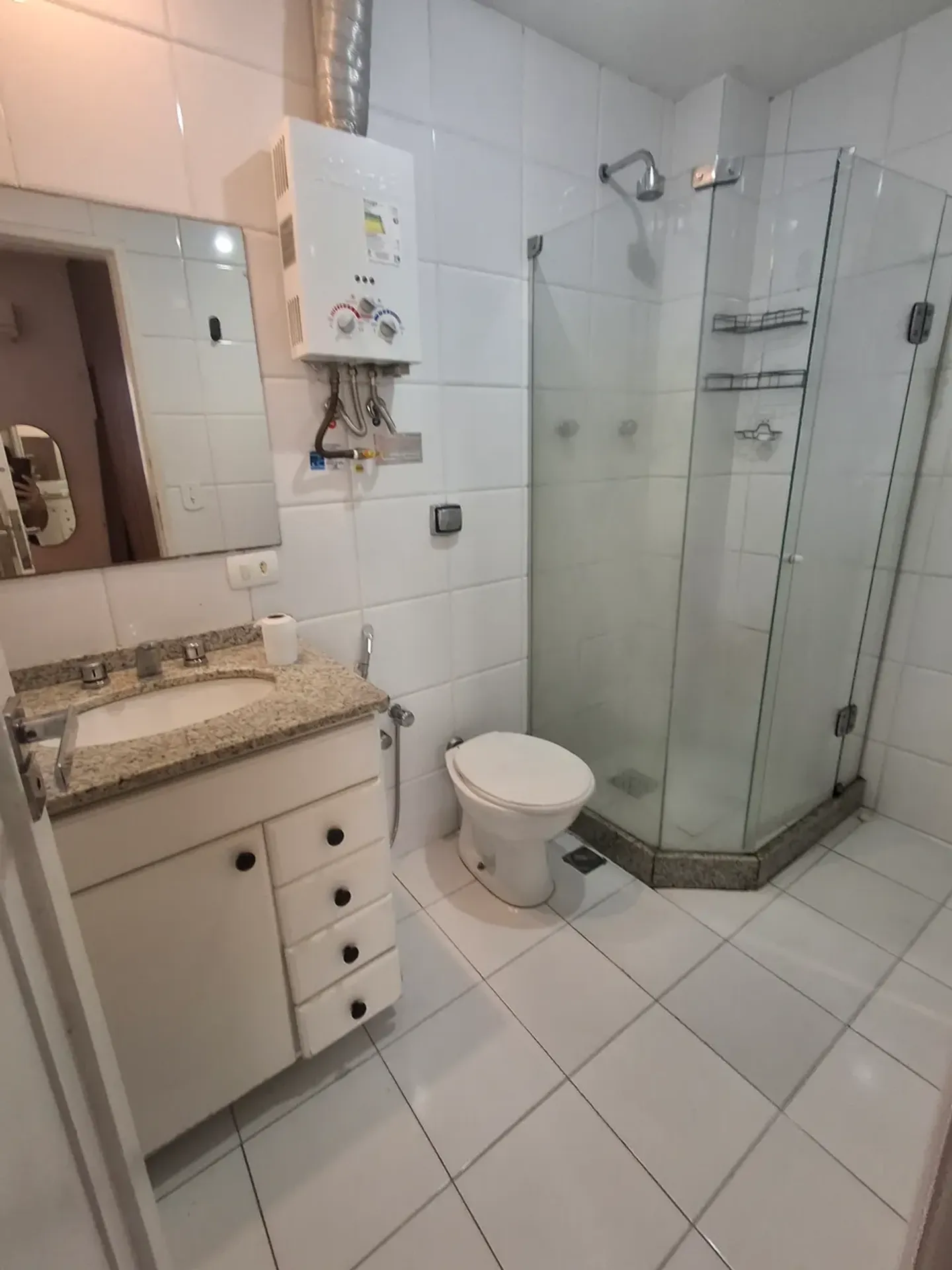 2-bedroom apartment, 1 with its own bathroom, 70 m² — photo 30