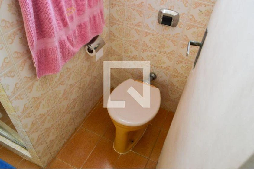 House with 5 bedrooms, balcony and 650 m² — photo 17