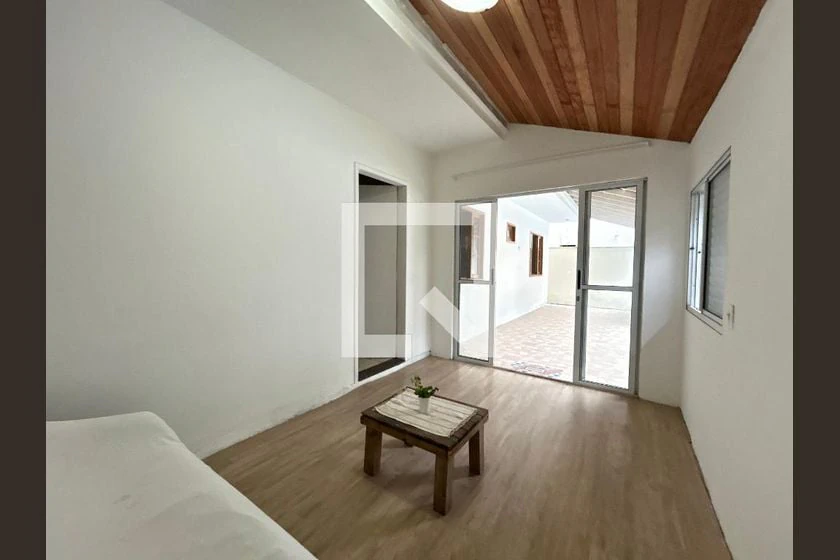 2-bedroom house with a washing machine in Florianópolis — photo 21