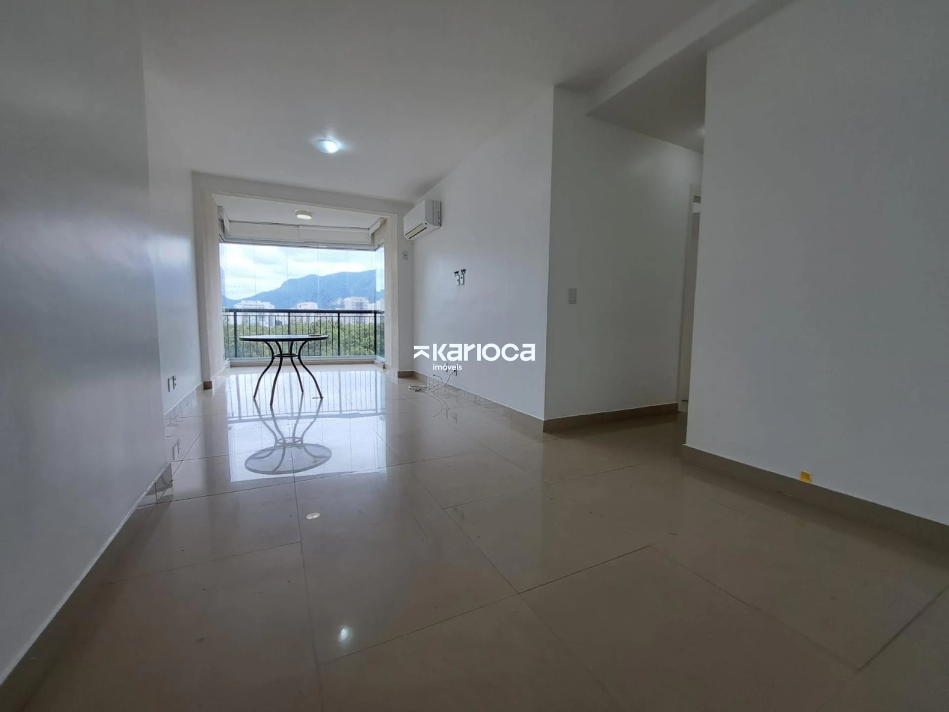 69 m² apartment with 2 bedrooms and 2 bathrooms — photo 5