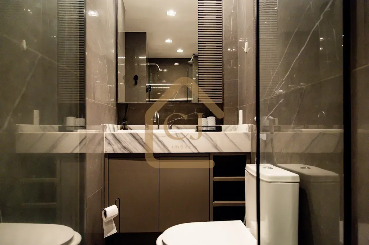 1-bedroom, 1-bath apartment with a balcony — photo 7