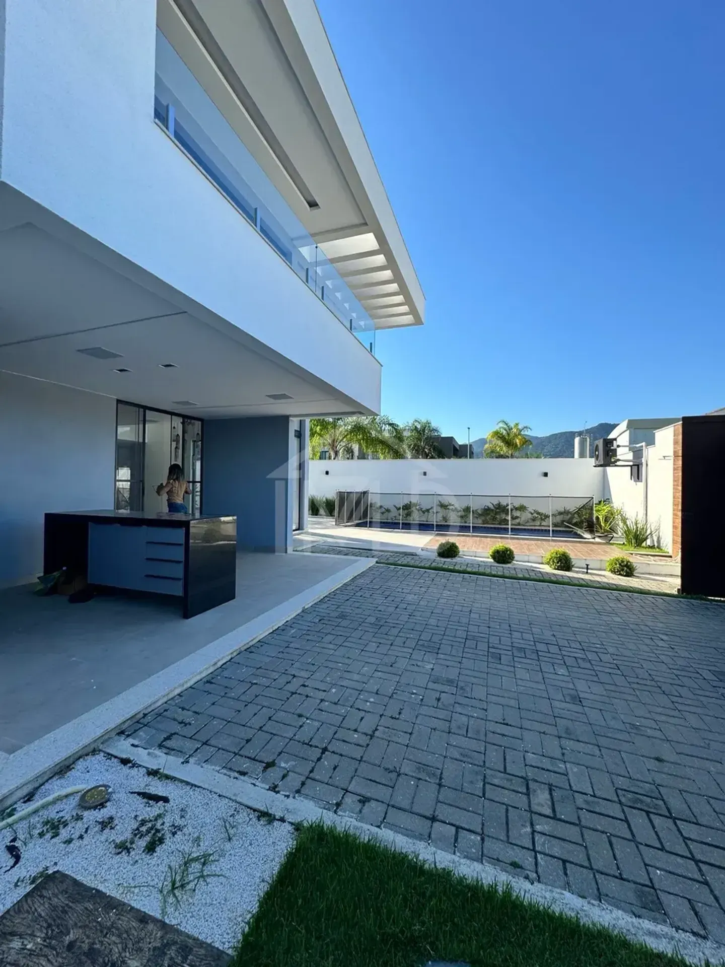 House with 4 suites, pool and 420 m² — photo 22