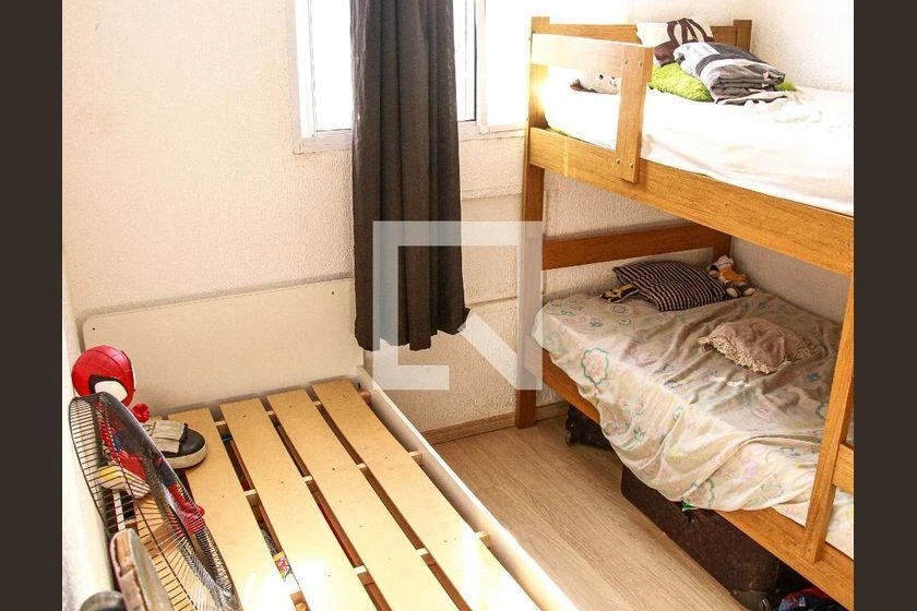 Furnished 2-bedroom apartment with a gas stove kitchen — photo 11