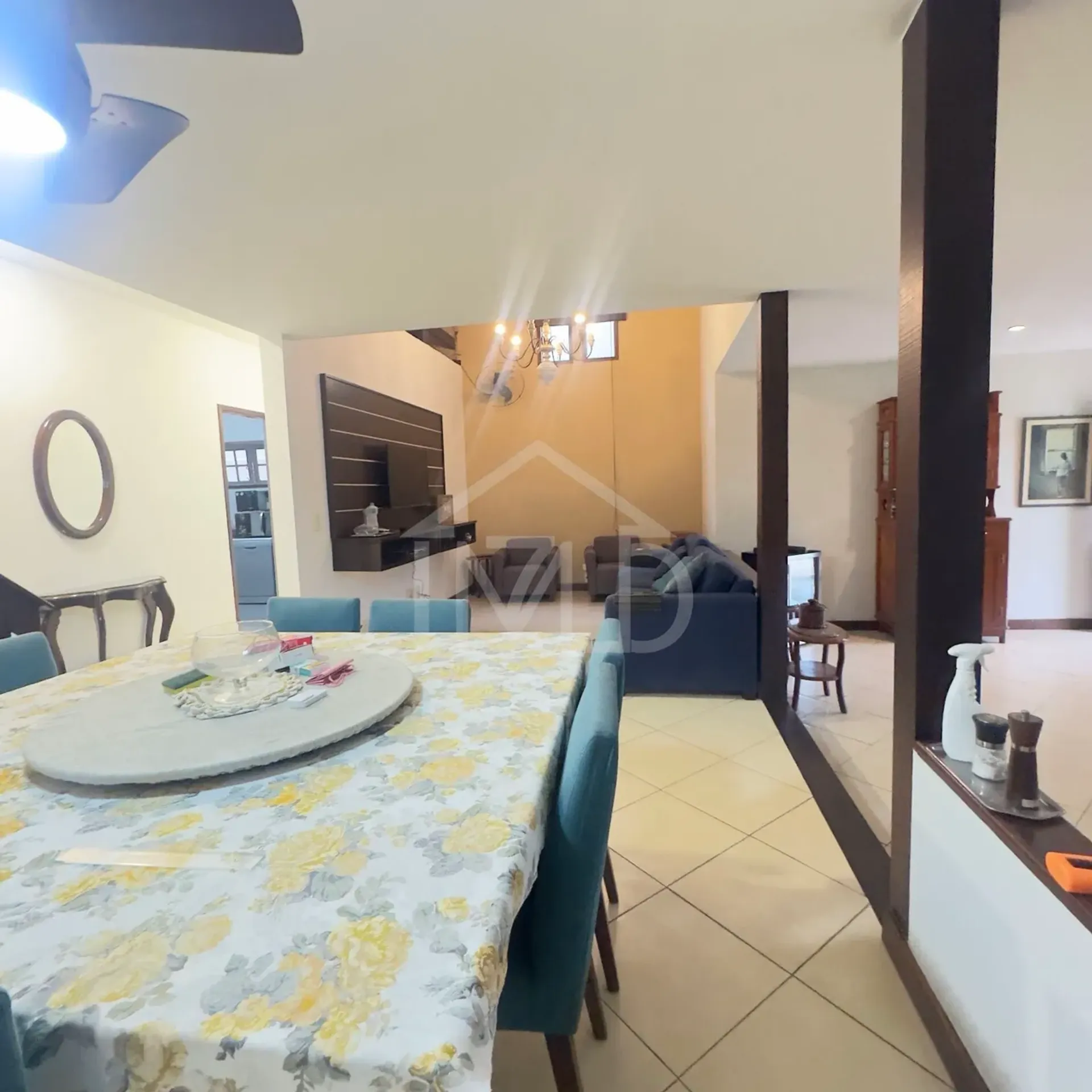 Furnished house, 250 m², with a walk-in closet — photo 34