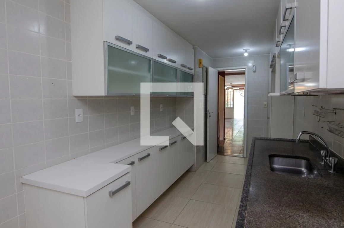 House for rent with 4 bedrooms, 4 baths and 3 parking spots — photo 30