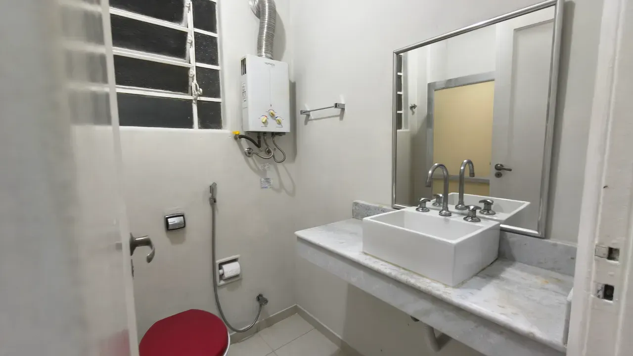 Apartamento de 72 m² com 2 quartos e cozinha separada — photo 9