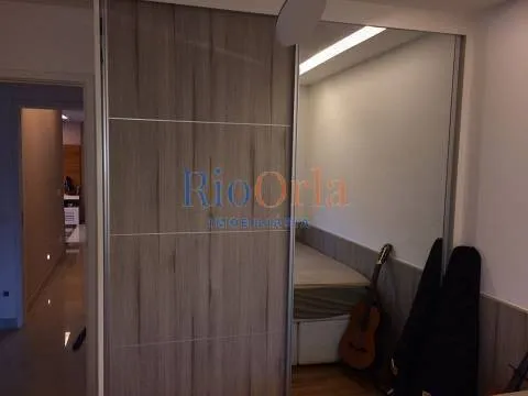 Furnished apartment with 4 bedrooms and enclosed balcony — photo 18