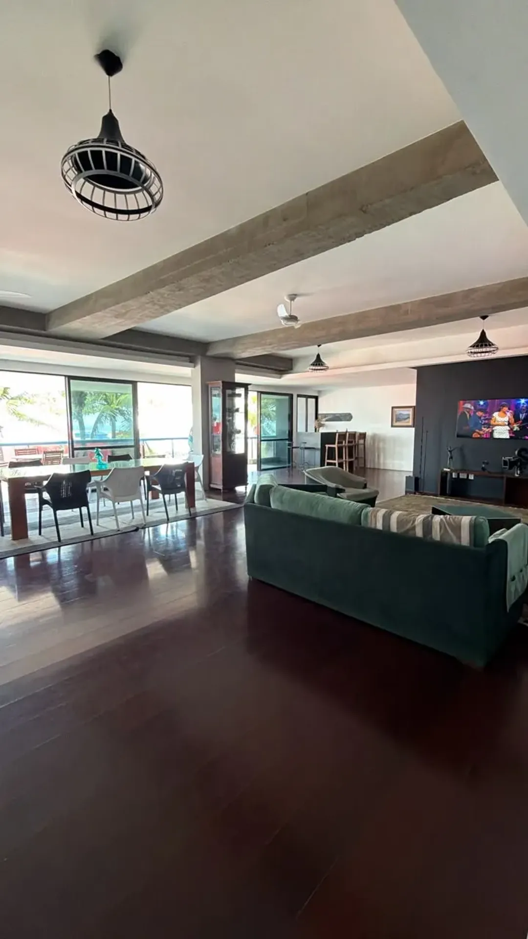 Furnished apartment with 4 bedrooms and open-plan kitchen — photo 12