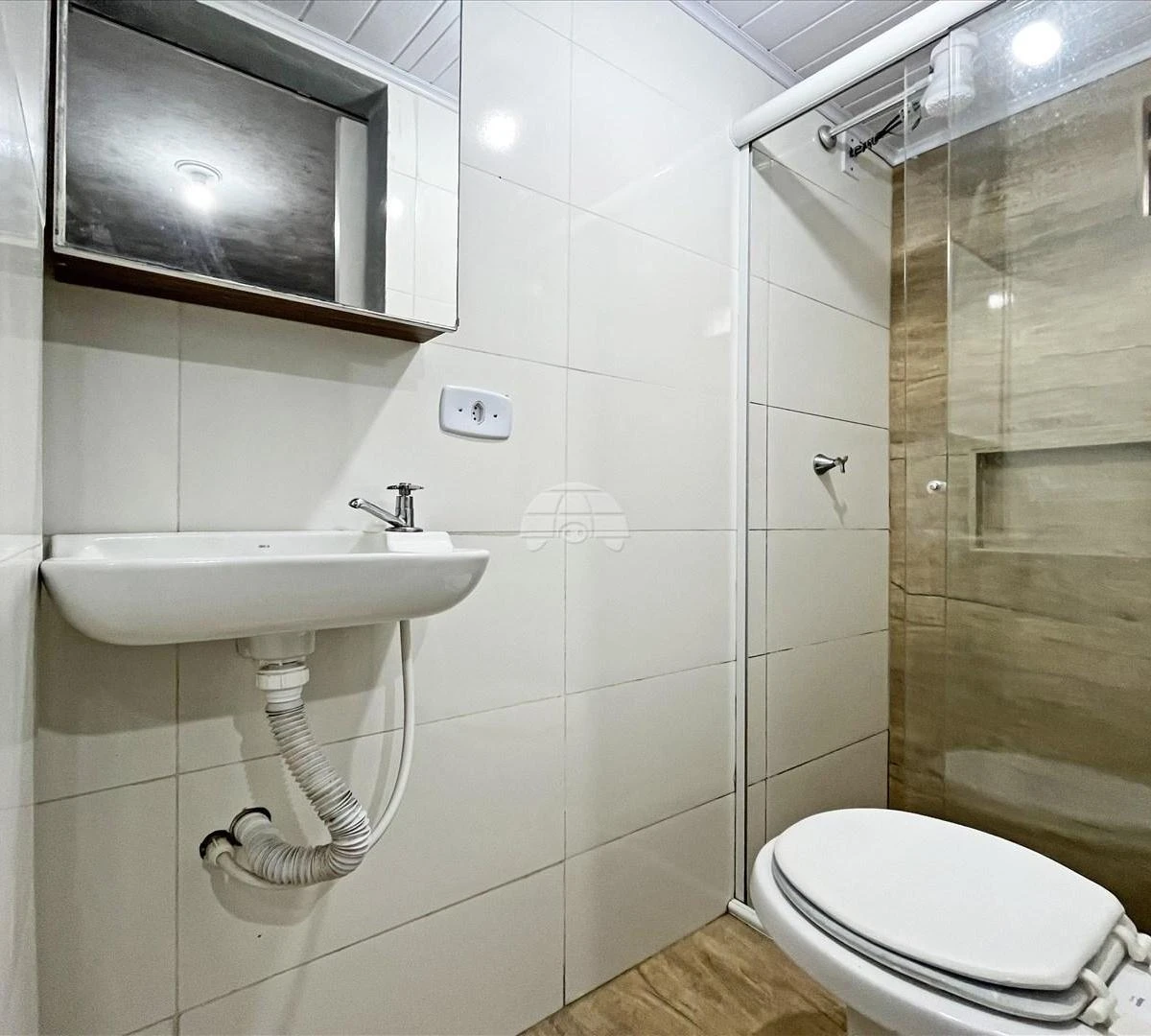 Wood or laminate floors in a 3-bedroom apartment, 48 m² — photo 8