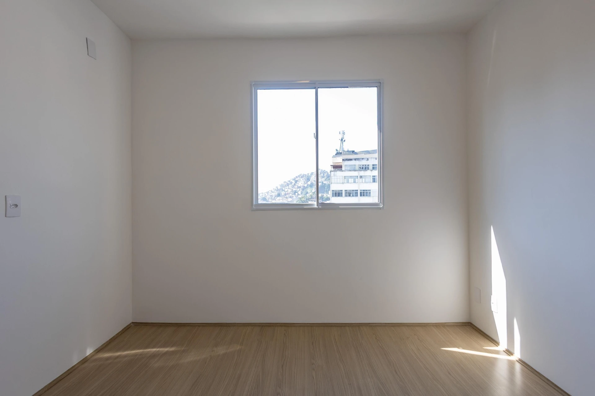 Apartamento sem mobília de 1 quarto com cozinha integrada — photo 7