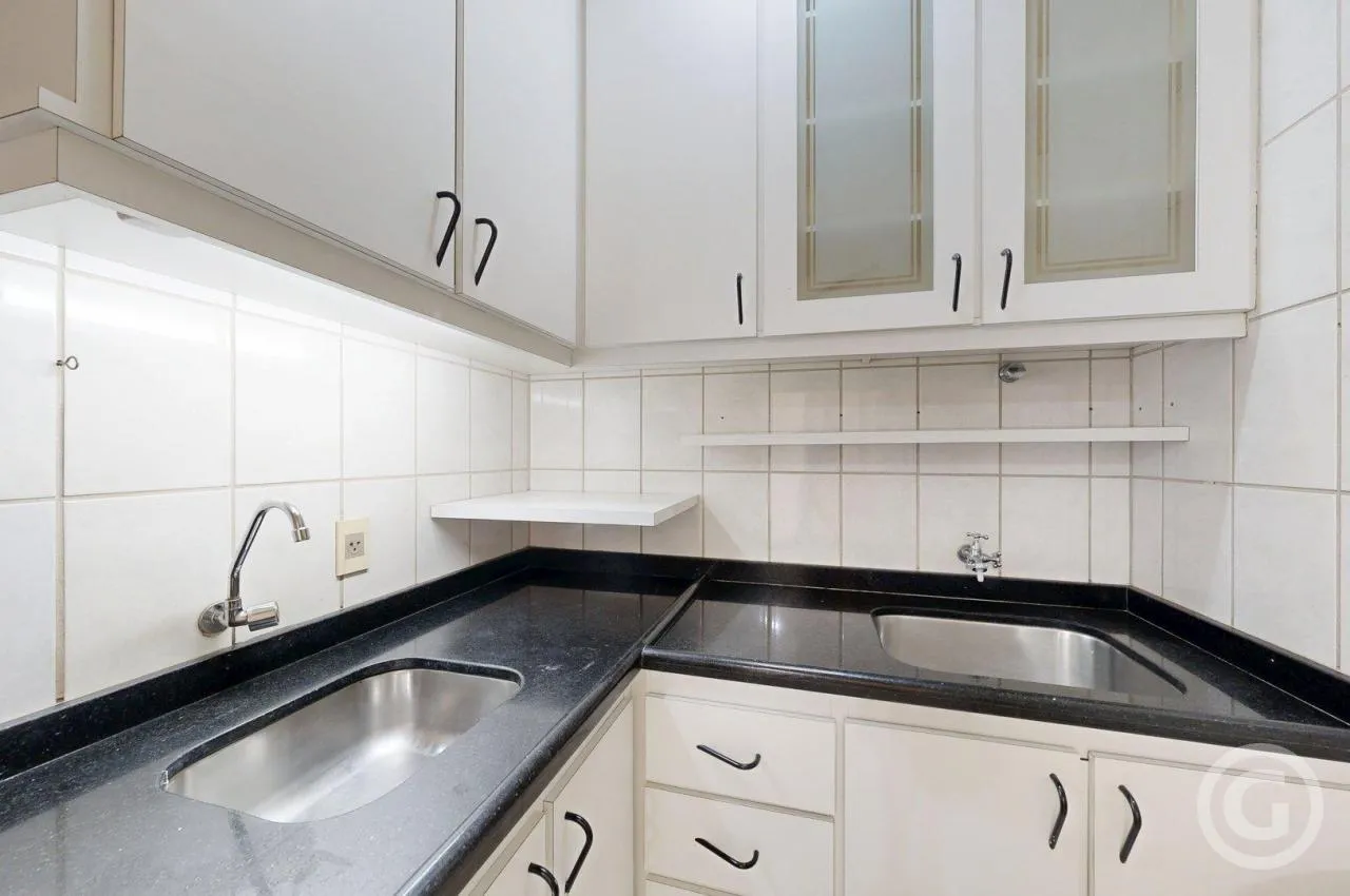 Apartamento de 32 m² com sacada e sala climatizada — photo 5
