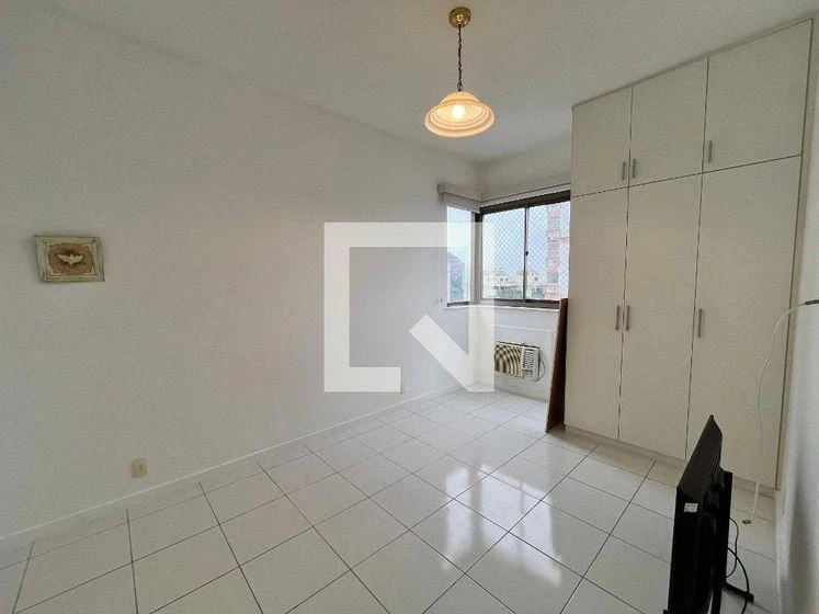 Гардеробная и 2 спальни: квартира 90 м² — photo 7