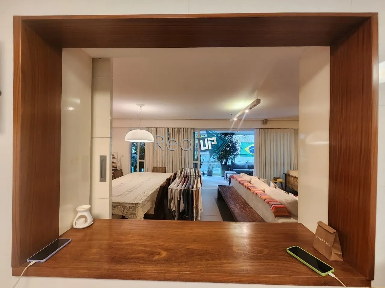 4-bedroom apartment with 227 m² and 3 parking spaces — photo 51