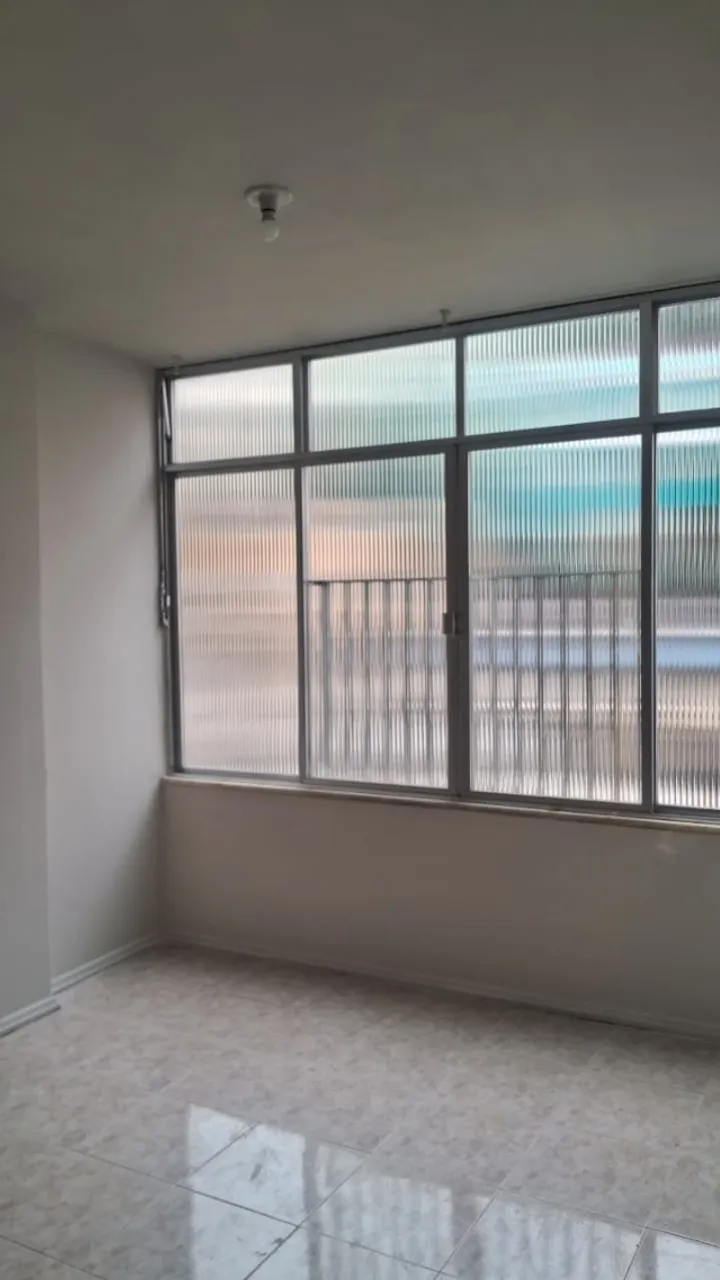 Unfurnished 2-bedroom apartment with 1 bathroom and 1 space — photo 9