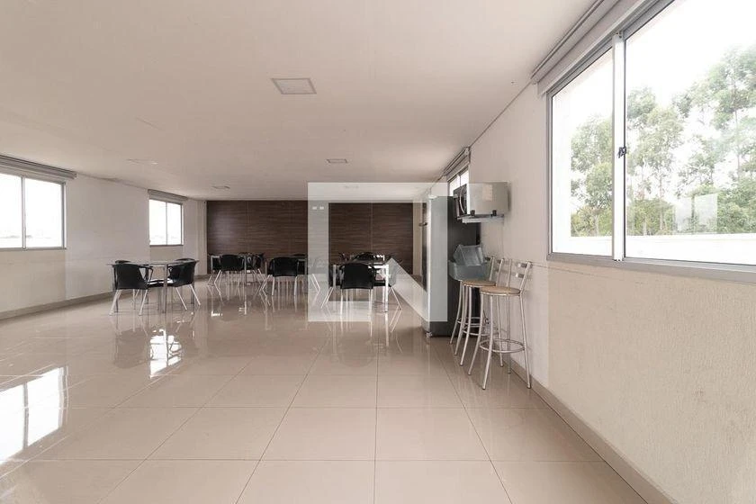47 m² apartment with a walk-in closet and a home office — photo 27