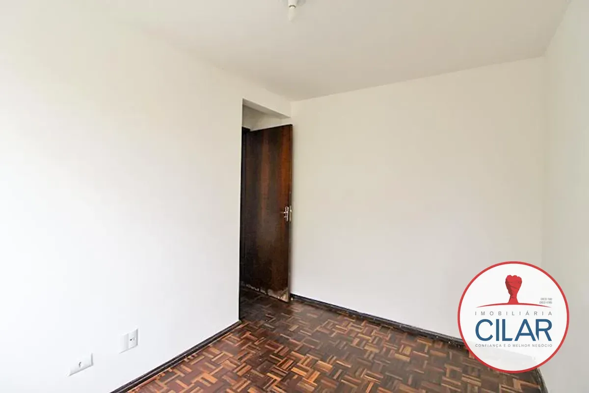 Apartamento com piso de madeira ou laminado, Portão — photo 7